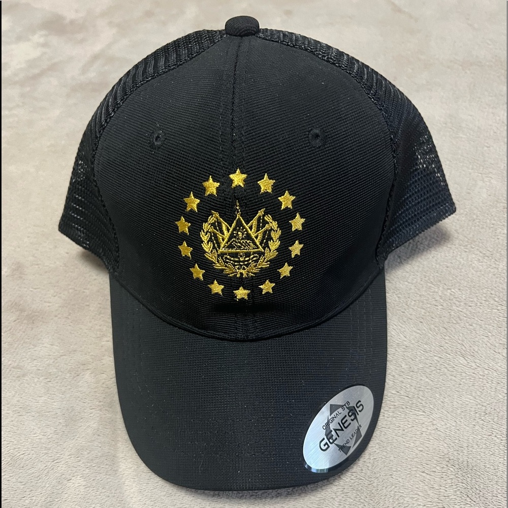 El salvador trucker hat unisex NEW